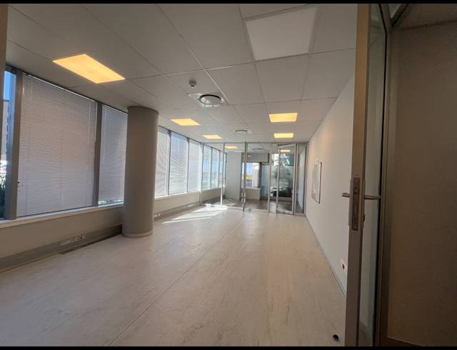 148M² OFFICE TO LET IN ROSEBANK